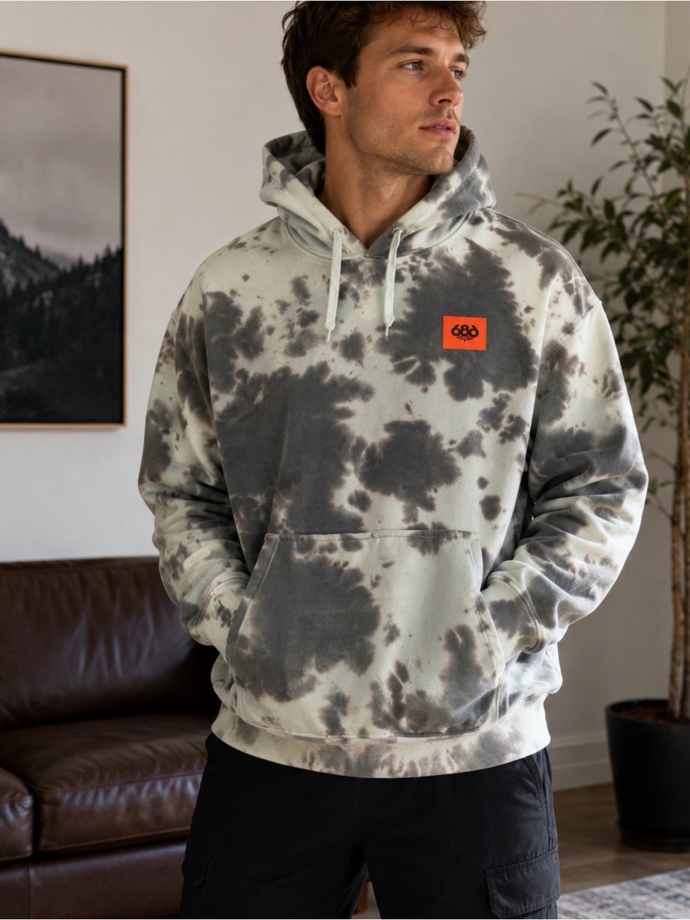 686 ,Tie-Dye Pullover Hoodie in Gray - 686